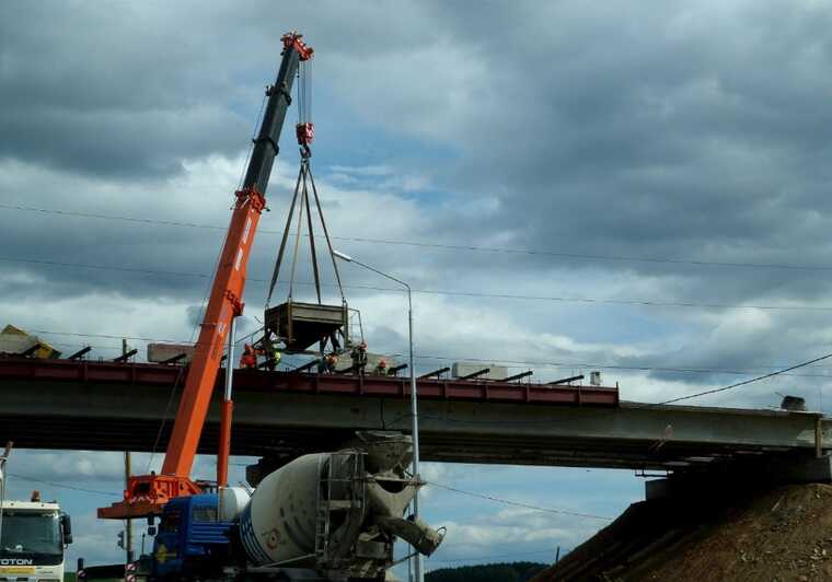 Погружение в банкротство «Мостостроиндустрии» и «Комбината КСТ»: следы выводов активов и скрытые связи