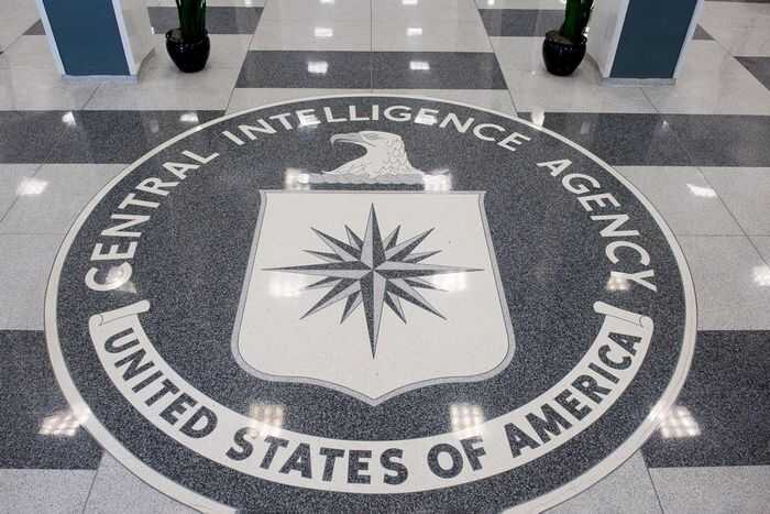 Власти США планируют уволить тысячи разведчиков, включая сотрудников ЦРУ и АНБ